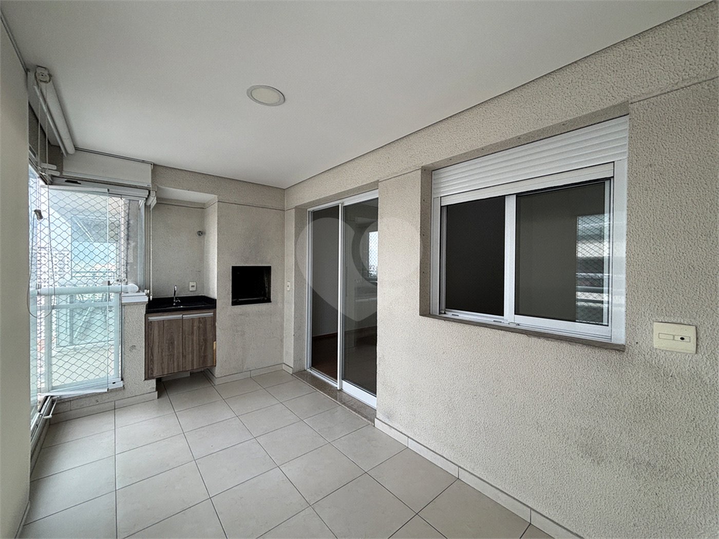 Apartamento para alugar com 3 quartos, sendo 1 suíte, em Barra Funda, São Paulo, SP