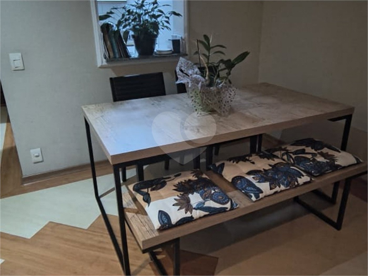 Apartamento à venda com 3 quartos, sendo 1 suíte, em Jardim Íris, São Paulo, SP