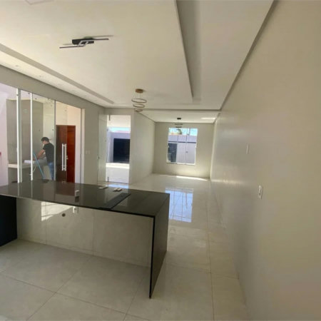 Casa à venda com 3 suítes em Açucena, Balsas, MA