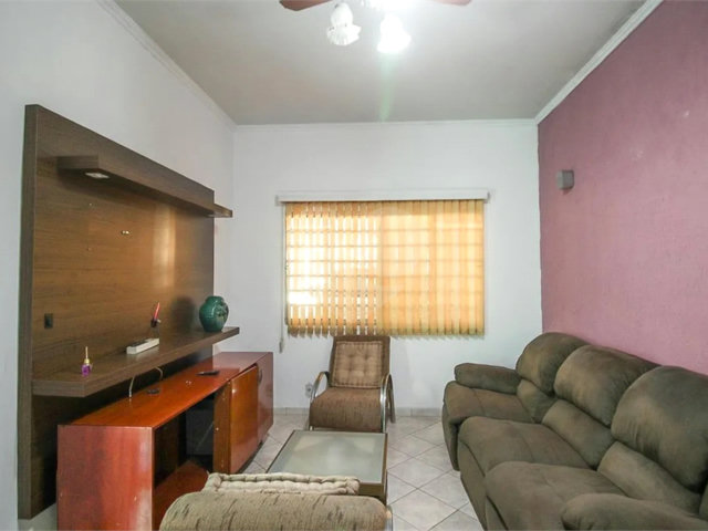 Sobrado para alugar com 3 quartos, sendo 2 suítes,  em Jaraguá, São Paulo, SP