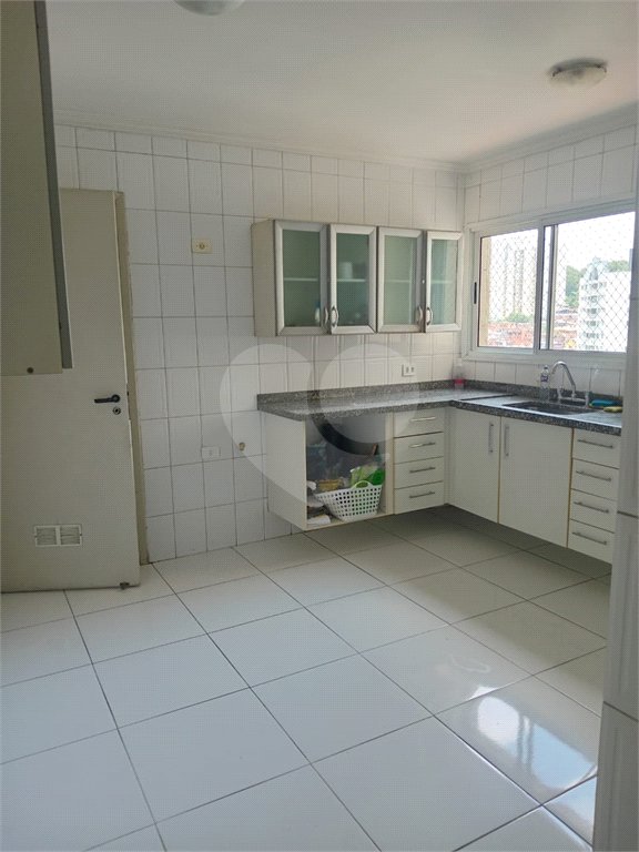 Apartamento à venda com 3 quartos, sendo 1 suíte,  em Vila Suzana, São Paulo, SP
