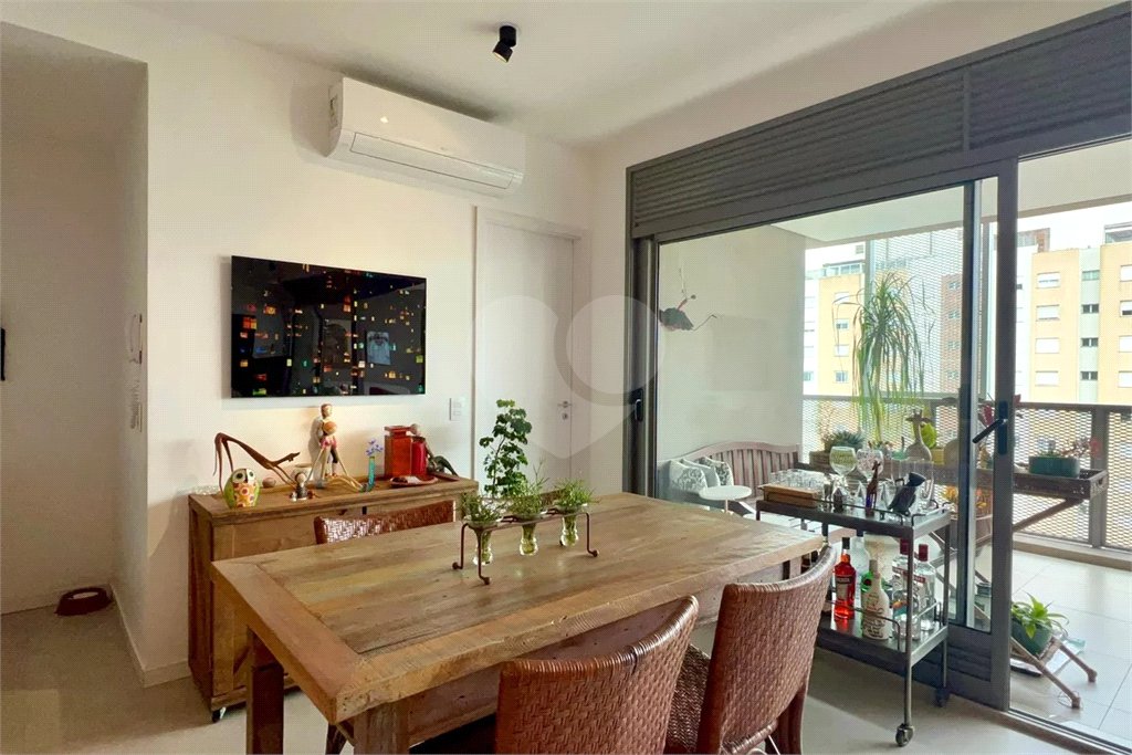 Apartamento à venda com 1 suíte em Pinheiros, São Paulo, SP