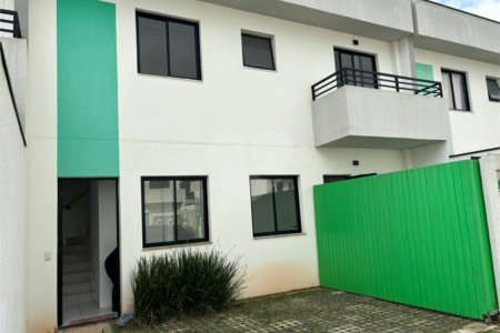 Casa à venda com 2 quartos no condomínio Sindona Parque 1, Cotia - SP