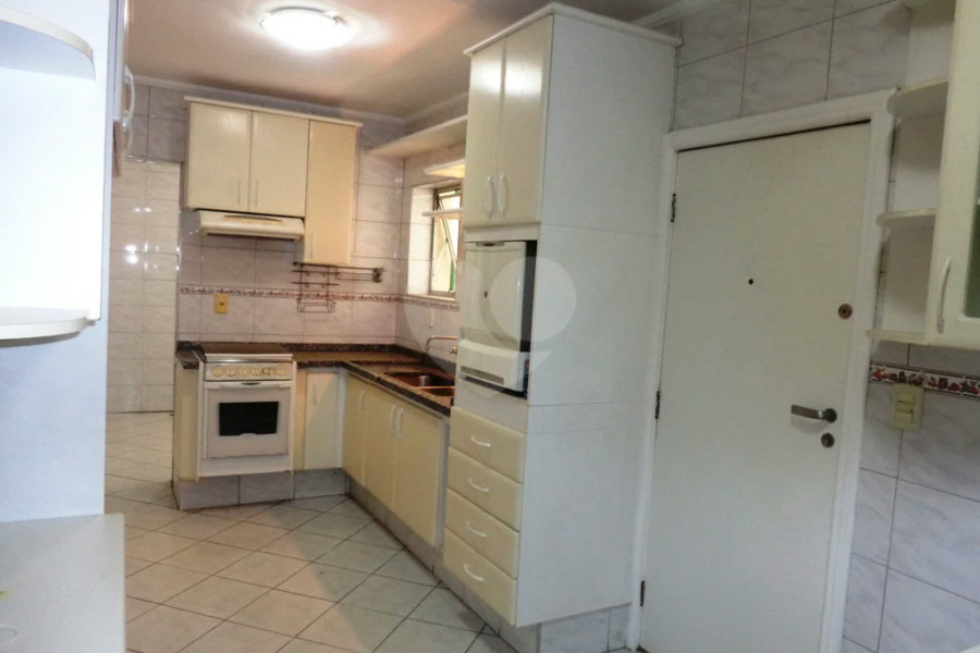 Apartamento à venda com 4 quartos, sendo 1 suíte,  em Santana, São Paulo, SP