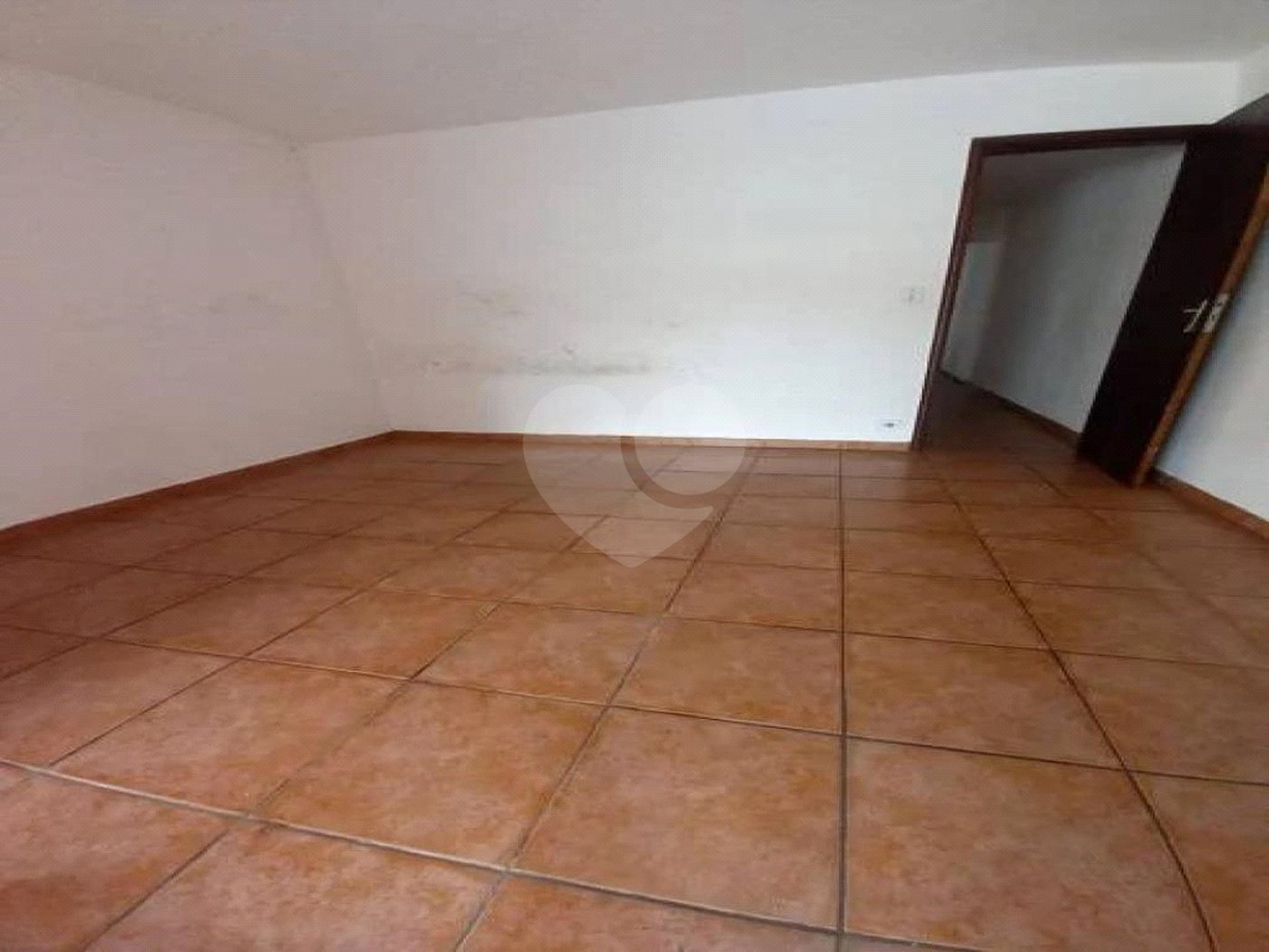 Casa à venda com 3 quartos em Jardim Gilda Maria, São Paulo, SP