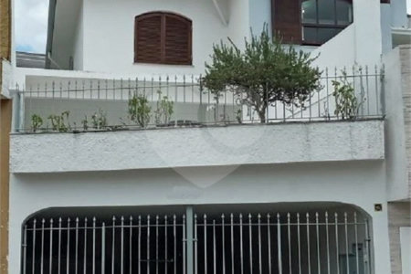 Sobrado à venda com 3 quartos em Jardim Umarizal, São Paulo, SP