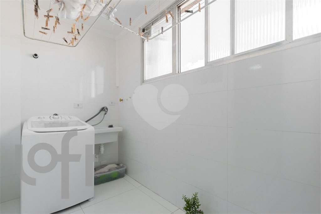 APARTAMENTO REFORMADO NA MOÓCA - 114m - 3 Dormitorios com 2 suítes - 1 vaga