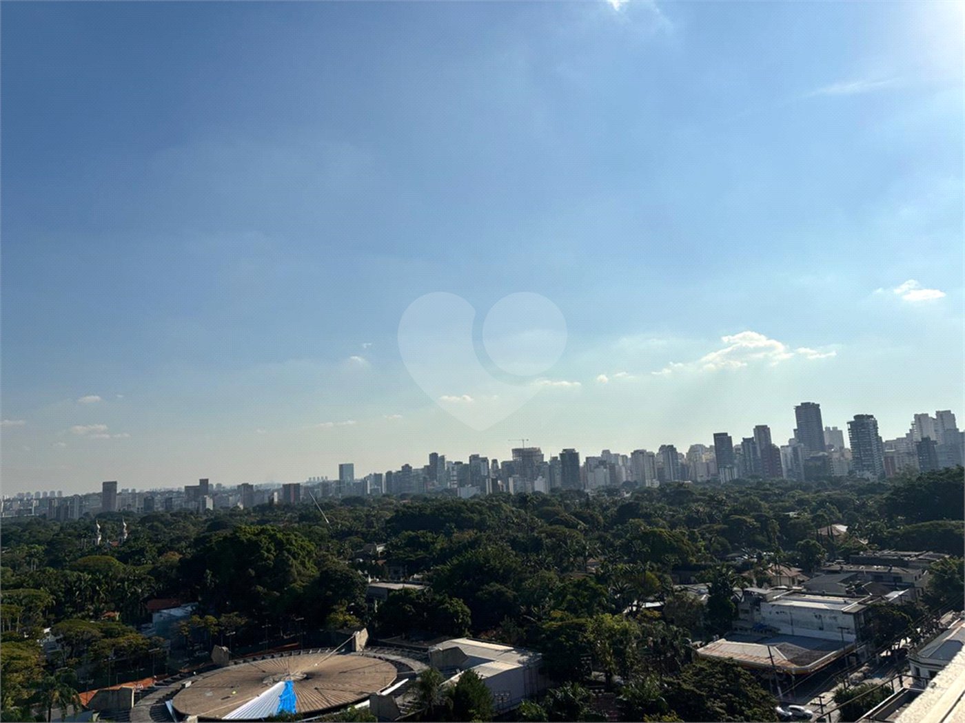 Apartamento à venda com 3 quartos, sendo 1 suíte, em Cerqueira César, São Paulo, SP