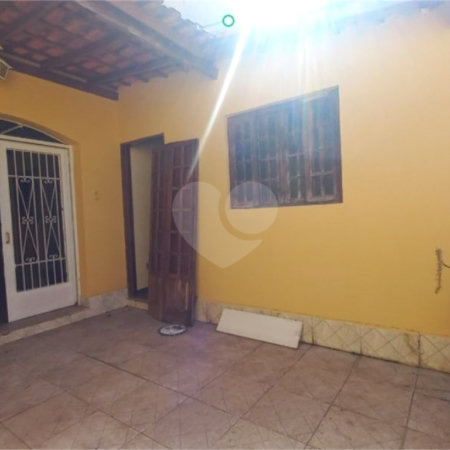 Sobrado à venda com 3 quartos, sendo 1 suíte,  em Jardim Bonfiglioli, São Paulo, SP