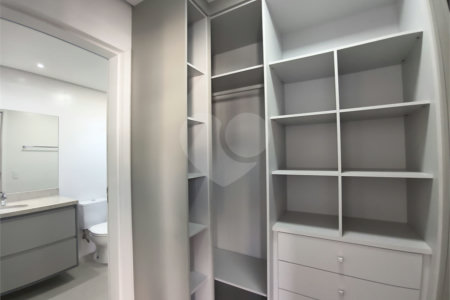Apartamento à venda com 4 quartos, sendo 2 suítes,  em Além Ponte, Sorocaba, SP