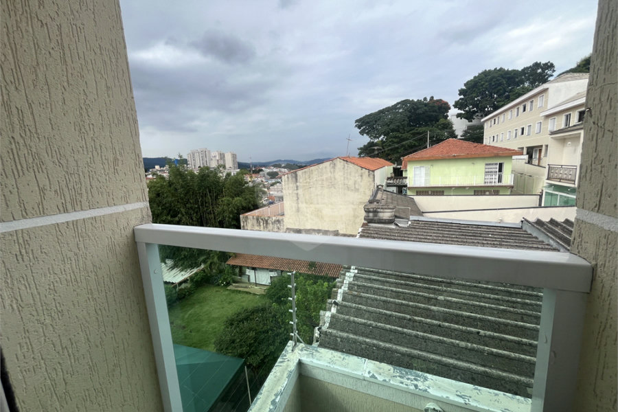Casa à venda com 3 quartos, sendo 1 suíte, no condomínio Capigaí, São Paulo - SP