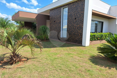 Casa à venda com 3 suítes no condomínio Village Ipanema, Araçoiaba da Serra - SP