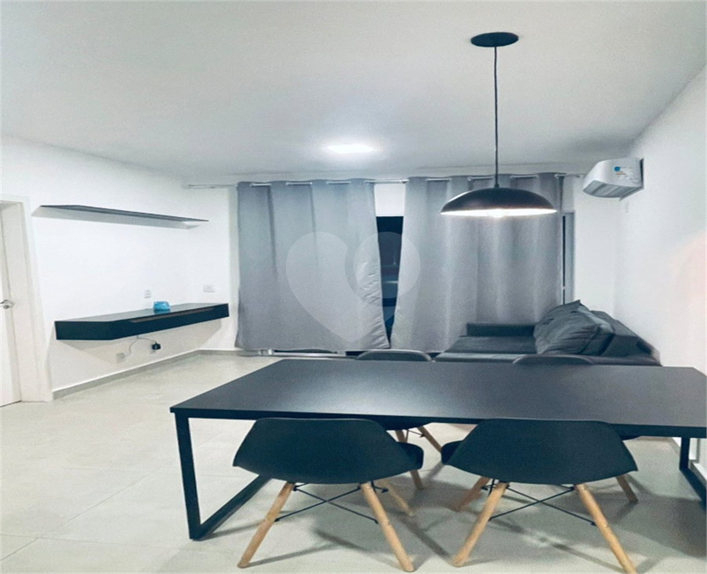 Apartamento à venda com 2 quartos, sendo 1 suíte, no condomínio Parque Dos Girassois, São Carlos - SP