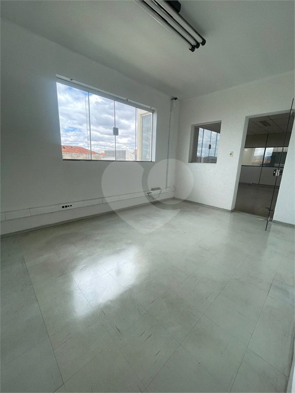 Sobrado à venda ou para alugar com 4 quartos, sendo 1 suíte,  em Tucuruvi, São Paulo, SP