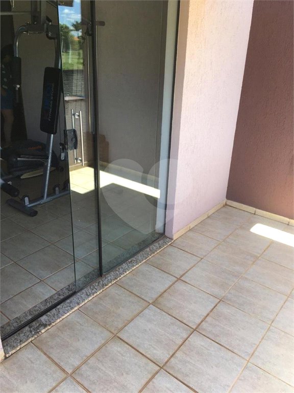 Sobrado à venda com 4 quartos, sendo 1 suíte,  em Vila Asem, Itapetininga, SP