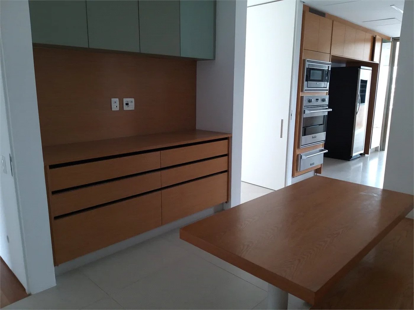 Apartamento à venda ou para alugar com 3 suítes em Pinheiros, São Paulo, SP