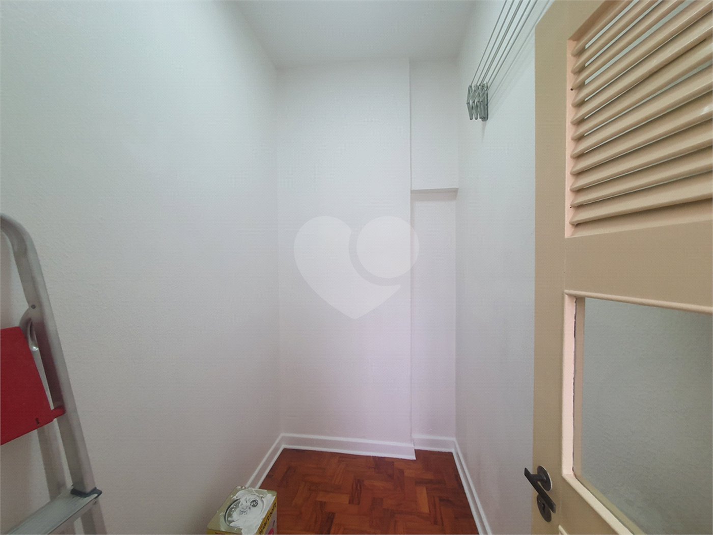 Apartamento para alugar com 2 quartos, sendo 1 suíte,  em Higienópolis, São Paulo, SP