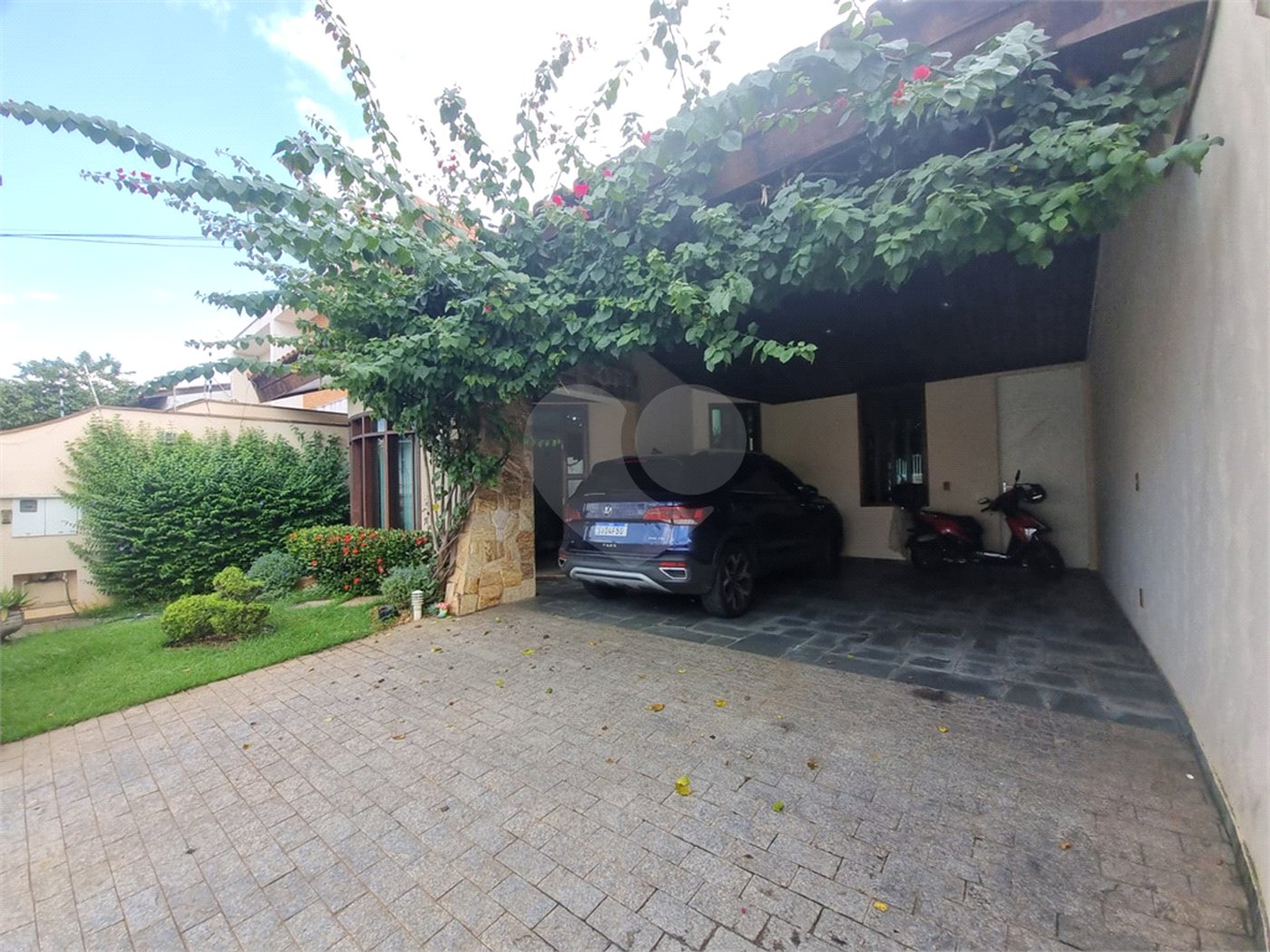 Sobrado à venda com 3 quartos, sendo 1 suíte,  em Vila Trujillo, Sorocaba, SP