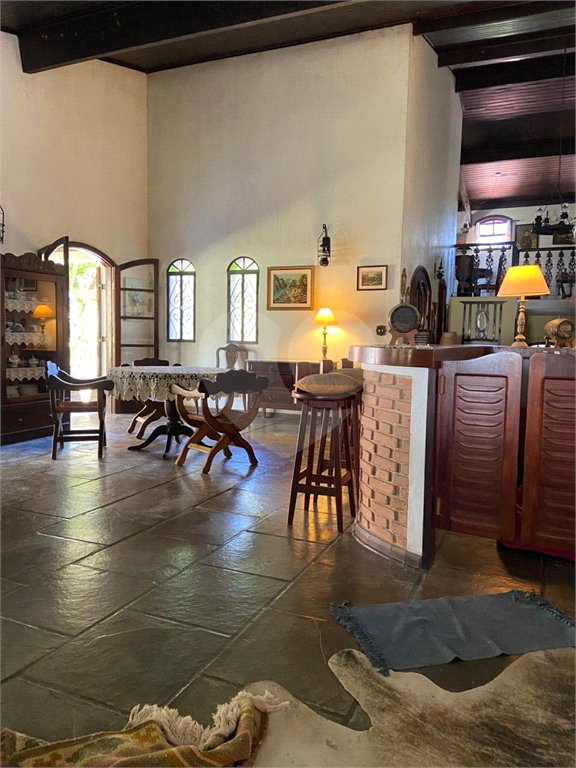 Casa à venda com 4 quartos, sendo 1 suíte, em Portal das Pedras-canedos (batatuba), Piracaia, SP
