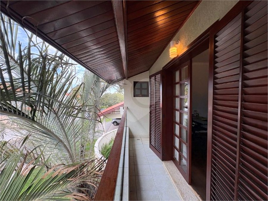 Casa à venda com 4 suítes no condomínio Granja Olga II, Sorocaba - SP