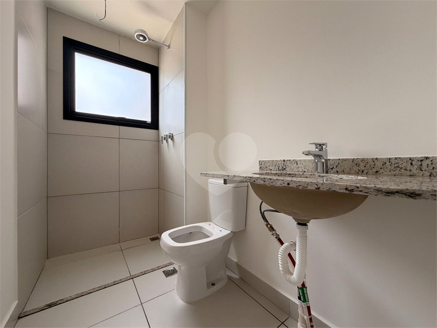 Apartamento à venda com 2 quartos, sendo 1 suíte, em Jardim Guarujá, Sorocaba, SP