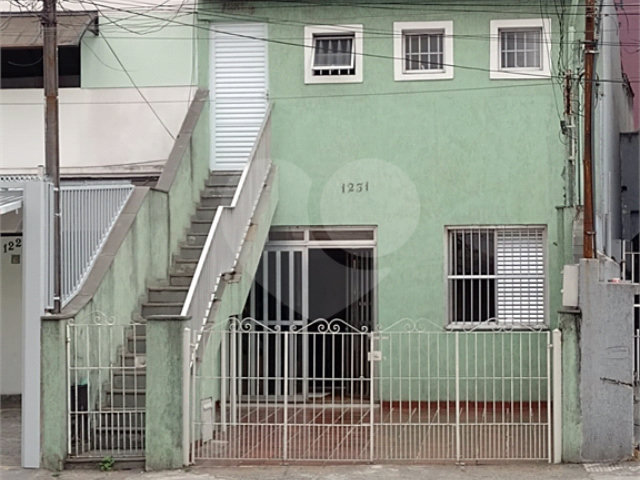 Sobrado à venda com 8 quartos, sendo 3 suítes,  em Tucuruvi, São Paulo, SP