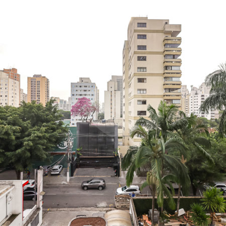 Apartamento à venda com 4 quartos, sendo 2 suítes, em Moema, São Paulo, SP