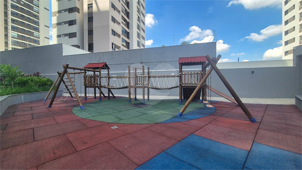 Apartamento à venda com 3 quartos, sendo 1 suíte,  em Além Ponte, Sorocaba, SP