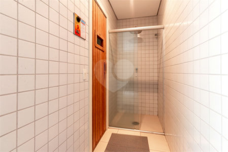 Apartamento à venda ou para alugar com 3 suítes em Santa Cecília, São Paulo, SP