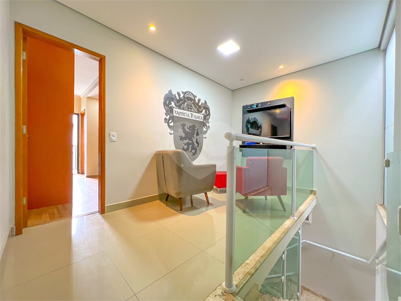 Sobrado à venda com 3 quartos, sendo 1 suíte,  em Tremembé, São Paulo, SP