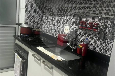 Apartamento à venda com 3 quartos, sendo 1 suíte, em Vila Carrão, São Paulo, SP