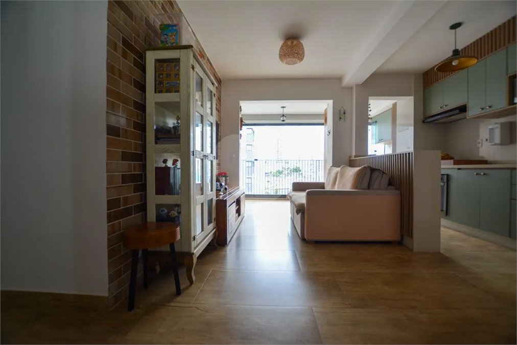 Apartamento à venda com 2 quartos, sendo 1 suíte, em Ferreira, São Paulo, SP