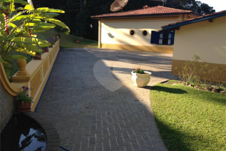 Sítio à venda com 4 quartos, sendo 1 suíte, no Centro, Piracaia, SP