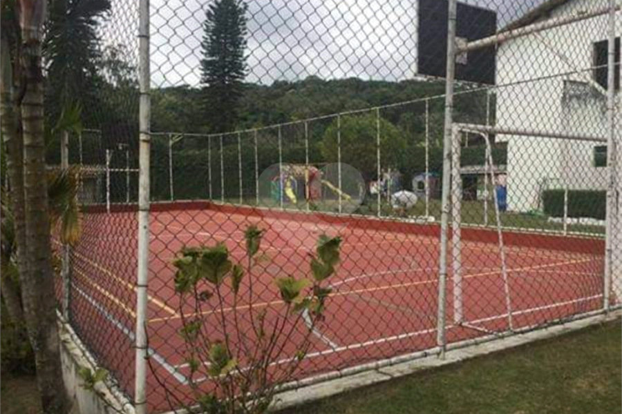 Casa Térrea à venda com 5 quartos, sendo 3 suítes, em Serra da Cantareira, Mairiporã, SP