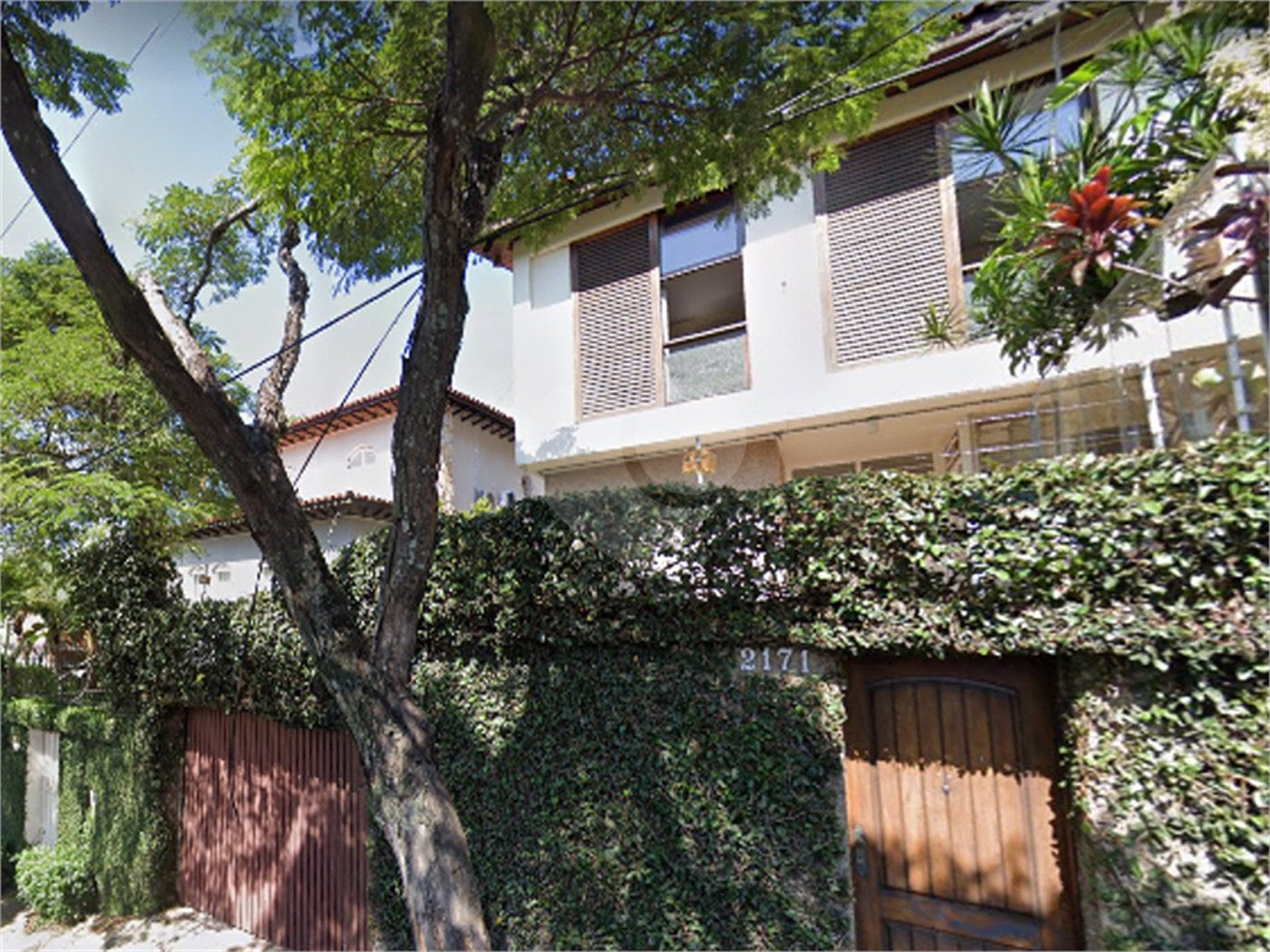 Sobrado à venda com 4 quartos, sendo 1 suíte, em Pinheiros, São Paulo, SP