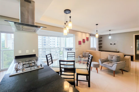 Apartamento à venda com 2 suítes em Vila Andrade, São Paulo, SP