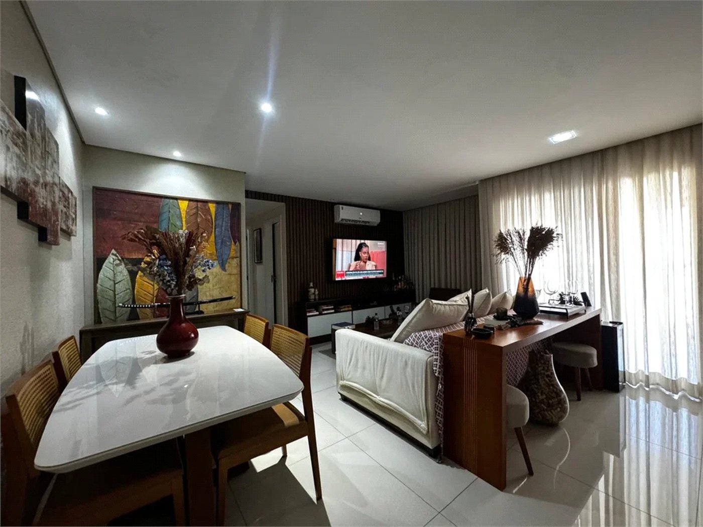 Apartamento à venda com 3 quartos, sendo 1 suíte, em Parque Reboucas, São Paulo, SP