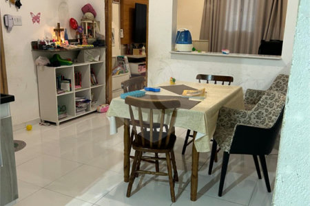 Casa Térrea à venda com 2 quartos em Vila Vitório Mazzei, São Paulo, SP