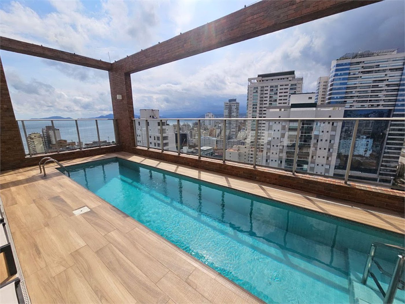 Apartamento com 2 dormitórios para alugar, 100 m² por R$ 12.500,02 - Aparecida - Santos/SP