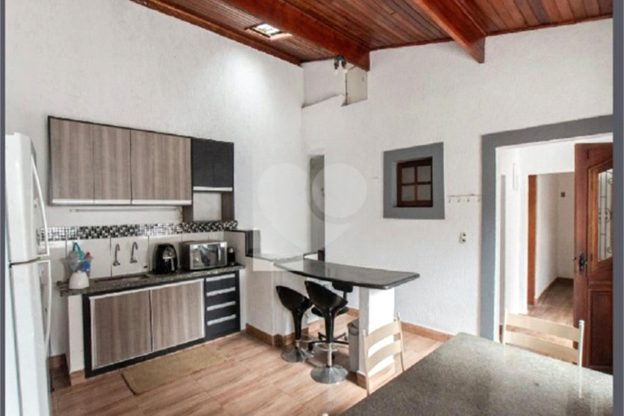 Casa Térrea à venda com 3 quartos, sendo 2 suítes, em Horto, São Paulo, SP