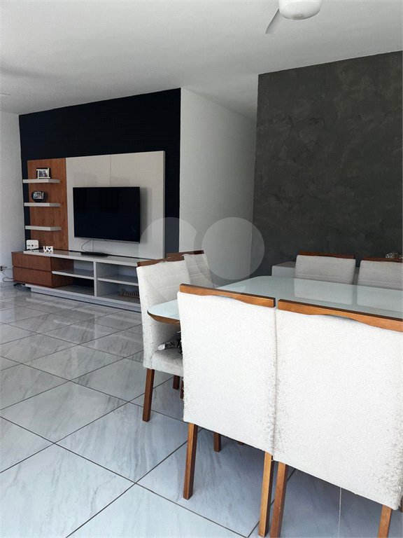Casa à venda com 4 quartos, sendo 2 suítes, em Peró, Cabo Frio, RJ