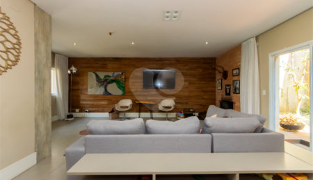 Casa à venda com 5 suítes no condomínio Solar dos Manacas, São Paulo - SP
