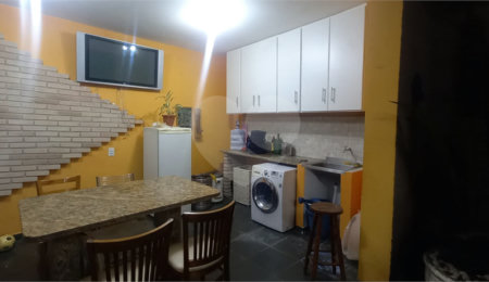 Sobrado à venda com 4 quartos em Horto Florestal, São Paulo, SP