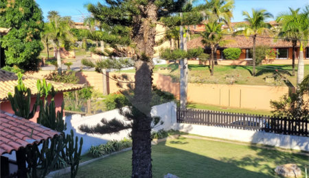 Casa em condomínio à venda com 4 quartos, sendo 2 suítes,  em Ferradura, Armação dos Búzios, RJ