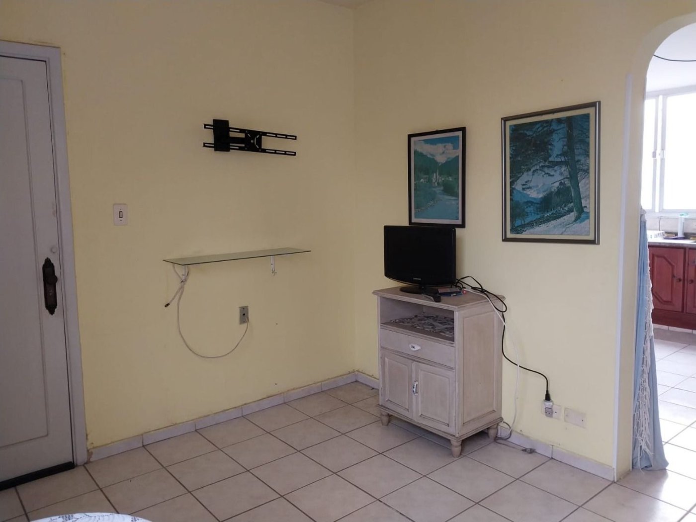 Apartamento com 2 dormitórios para alugar, 60 m² por R$ 3.690,00/mês - Gonzaga - Santos/SP