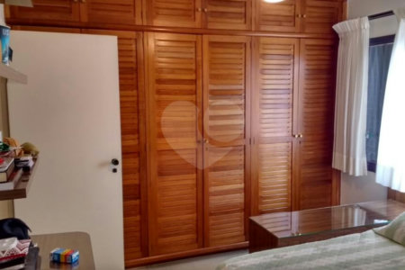 Apartamento à venda com 4 quartos, sendo 3 suítes, em Vila Andrade, São Paulo, SP