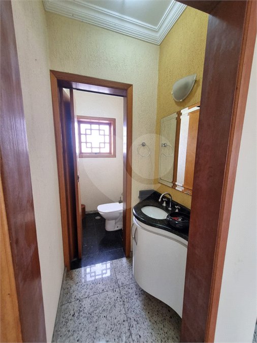 Sobrado à venda ou para alugar com 5 quartos, sendo 4 suítes,  em City América, São Paulo, SP