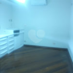 Casa à venda com 4 quartos, sendo 2 suítes,  no condomínio Lake Louise, São Paulo - SP