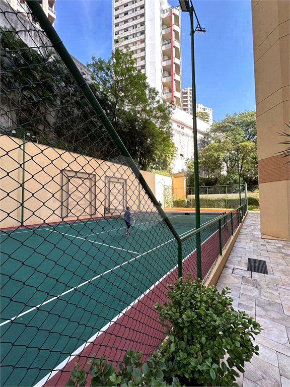Apartamento à venda com 3 suítes em Vila Suzana, São Paulo, SP