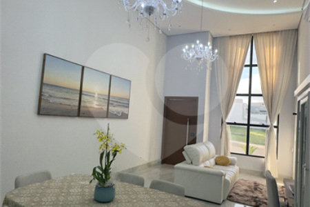 Casa à venda com 3 quartos, sendo 1 suíte, no condomínio Jardim Residencial Dona Maria José, Indaiatuba - SP